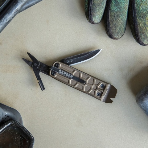 Multitool Gerber Lockdown Slim Pry bronze Multitool Gerber Lockdown Slim Pry bronze