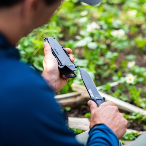 Nóż Gerber Strongarm SE black Nóż Gerber Strongarm SE black