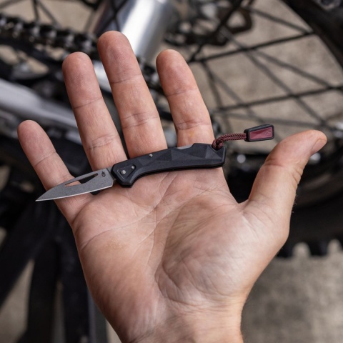 Nóż Gerber LST MINI - DP PE Black Nóż Gerber LST MINI - DP PE Black
