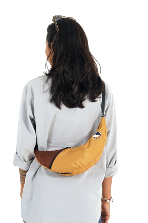 Upcycled Sling Bag Sand / Chocolate Upcycled Sling Bag Sand / Chocolate